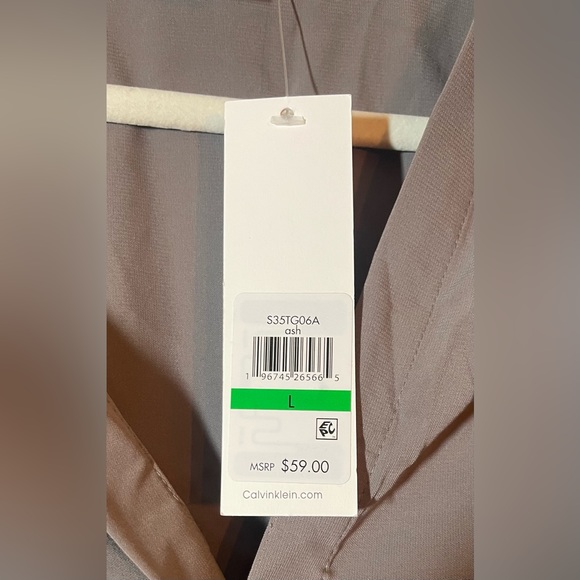 Calvin Klein Casual Dress Shirt - Woman’s Large - Picture 3 of 3